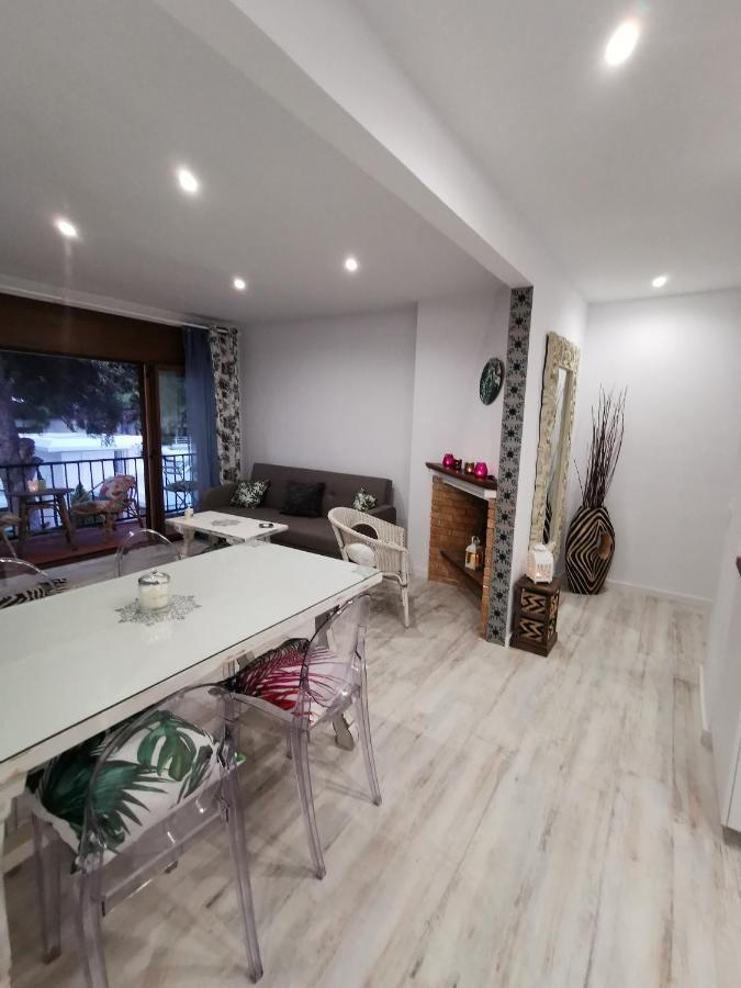 Apartamento Port De Roda De Bara -Roc Sant Gaieta Ngoại thất bức ảnh