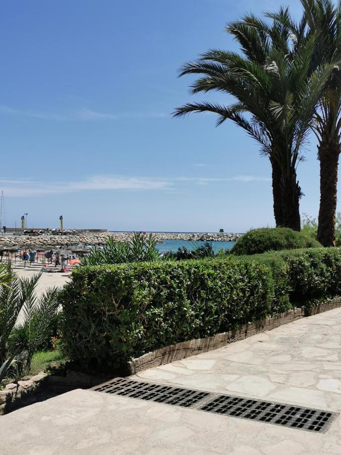 Apartamento Port De Roda De Bara -Roc Sant Gaieta Ngoại thất bức ảnh