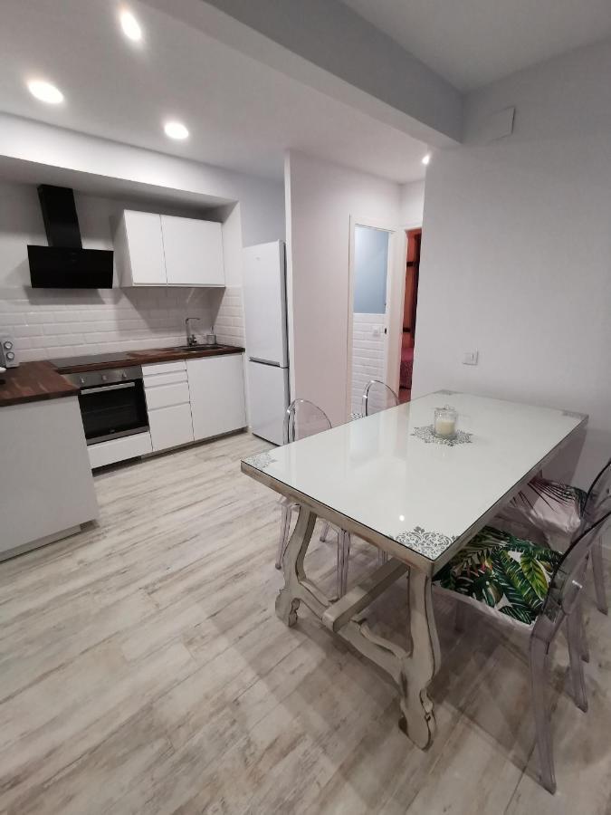 Apartamento Port De Roda De Bara -Roc Sant Gaieta Ngoại thất bức ảnh